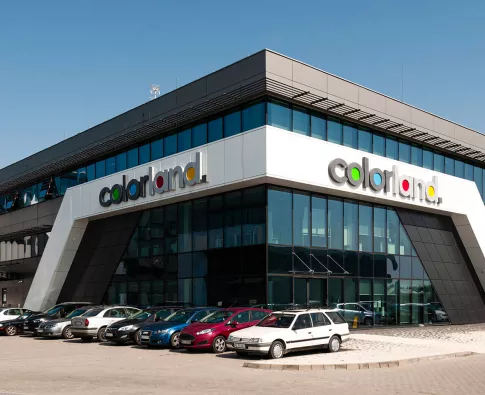 Extension of the existing Colorland service and production building in Zaczernie