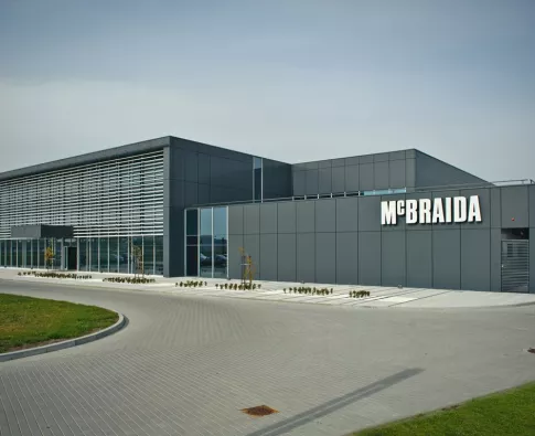 McBraida - production and office building in Tajęcina